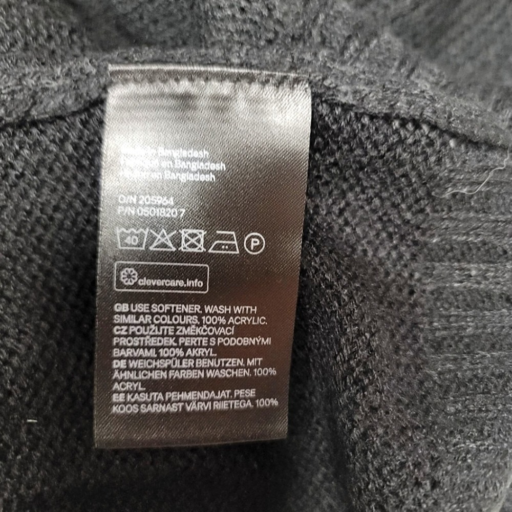 H&M Divided Black Knit Crew Neck Women's Sweater Size M - Picture 6 of 6